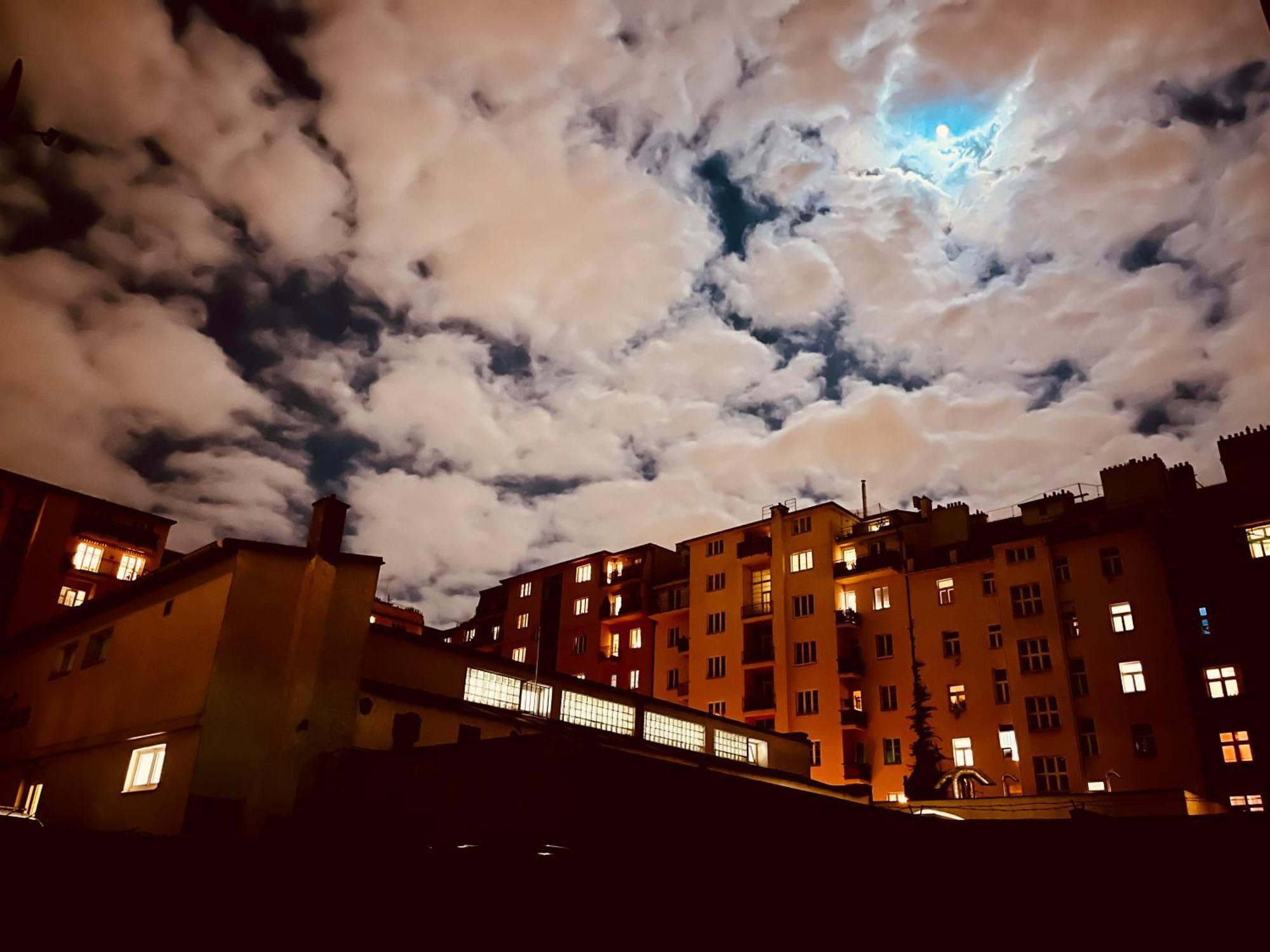 Moderni Apartman Na Hluboke V Praze - Idealni Pro 4 Прага Екстер'єр фото